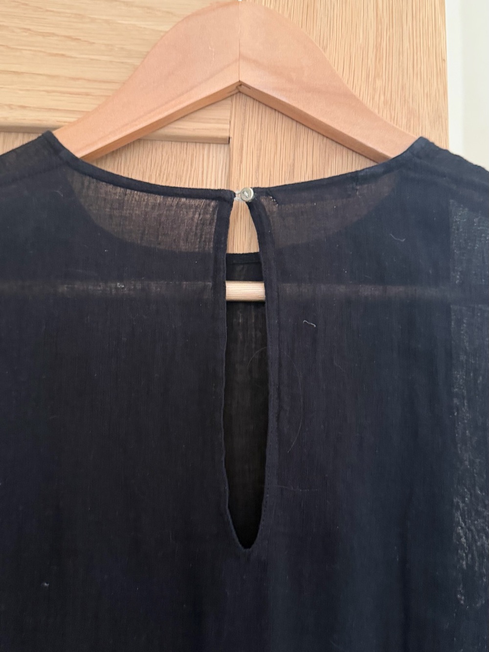 Elegant Black Long-Sleeve Midi Dress INJIRI - Picture 15 of 15